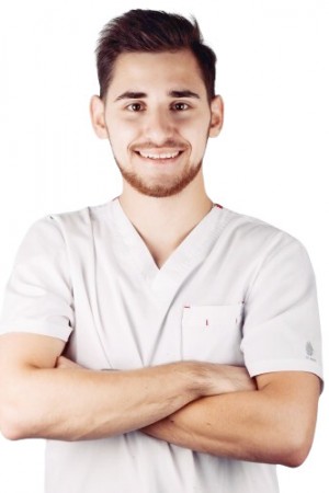 Мирзоян Артём Сергеевич