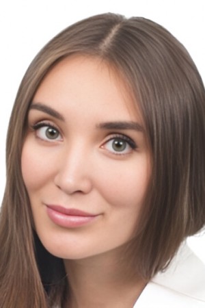 Поздышева (Ахметова) Кристина Артуровна